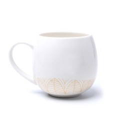 White porcelain leaf mug<span>Array</span>