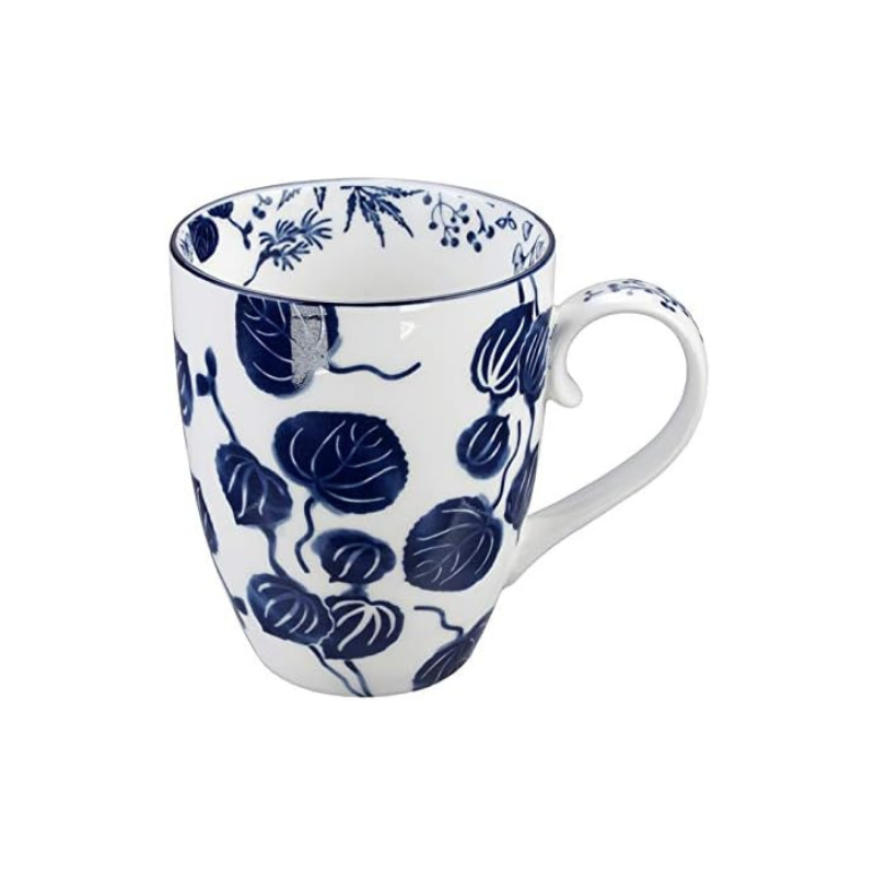 Tasse bleue et blanche fleurs